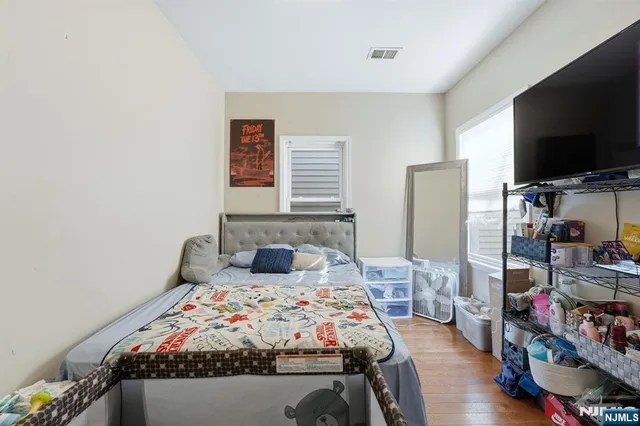 $675,000 | 314 7th Avenue West, Newark, NJ 07107