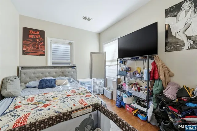 $675,000 | 314 7th Avenue West, Newark, NJ 07107