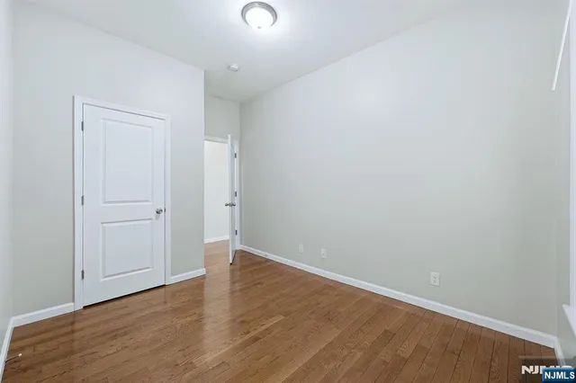 $675,000 | 314 7th Avenue West, Newark, NJ 07107