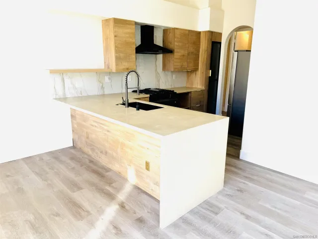 a close view of sink