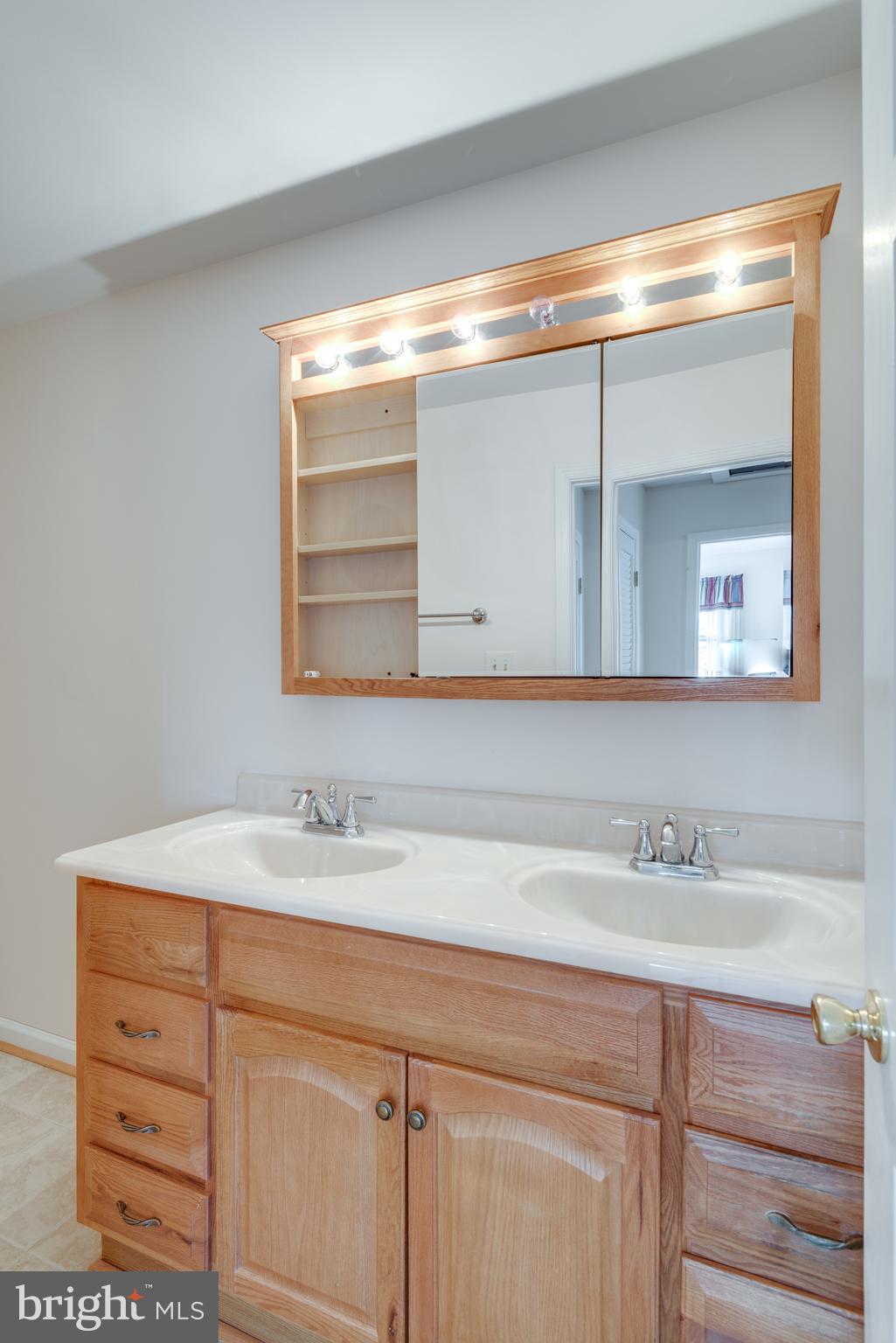4217 High Ridge Road Haymarket, VA 20169 - Photo 36 of 60 Gallery Image 36