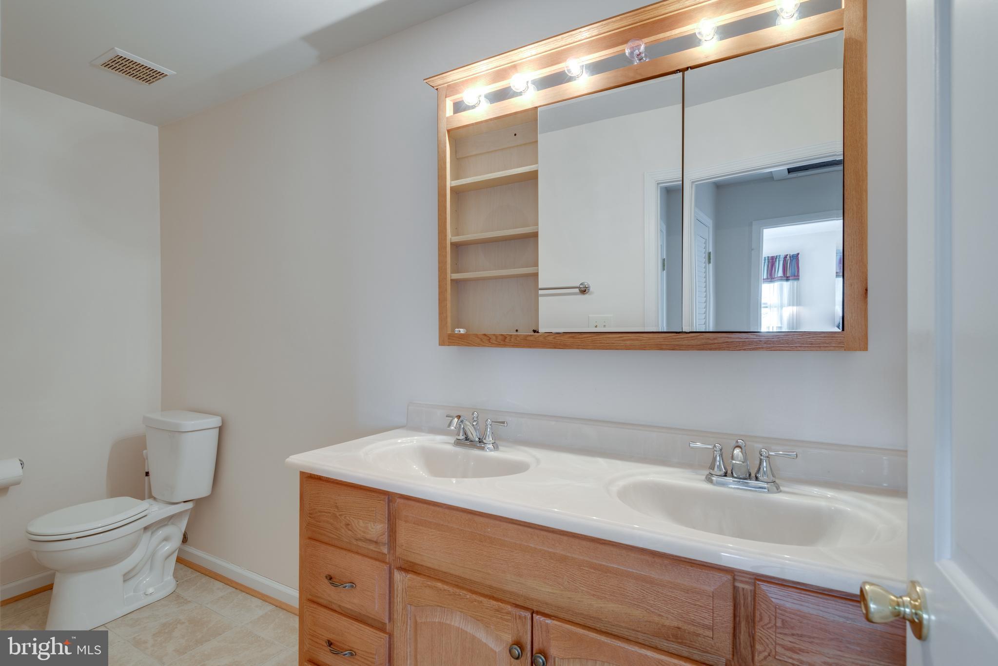 4217 High Ridge Road Haymarket, VA 20169 - Photo 37 of 60 Gallery Image 37
