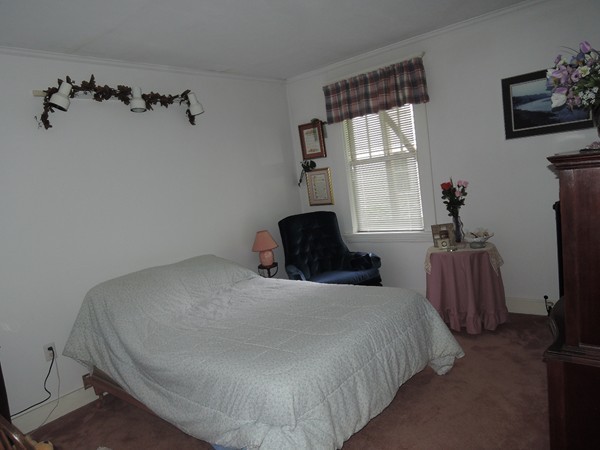 140-142 Warren Road Framingham, MA 01702 - Photo 21 of 29 Gallery Image 21