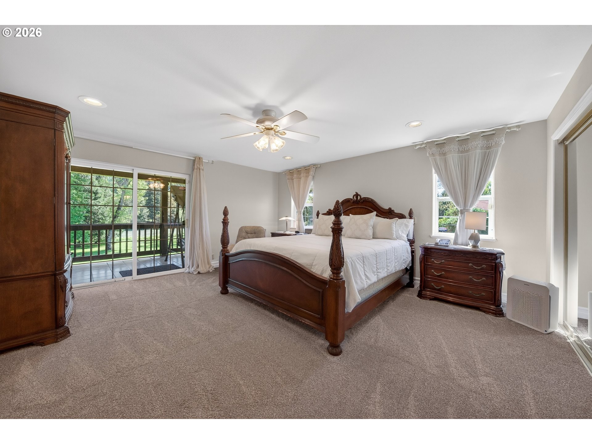 3782 Del Rio Road Roseburg, OR 97471 - Photo 13 of 48