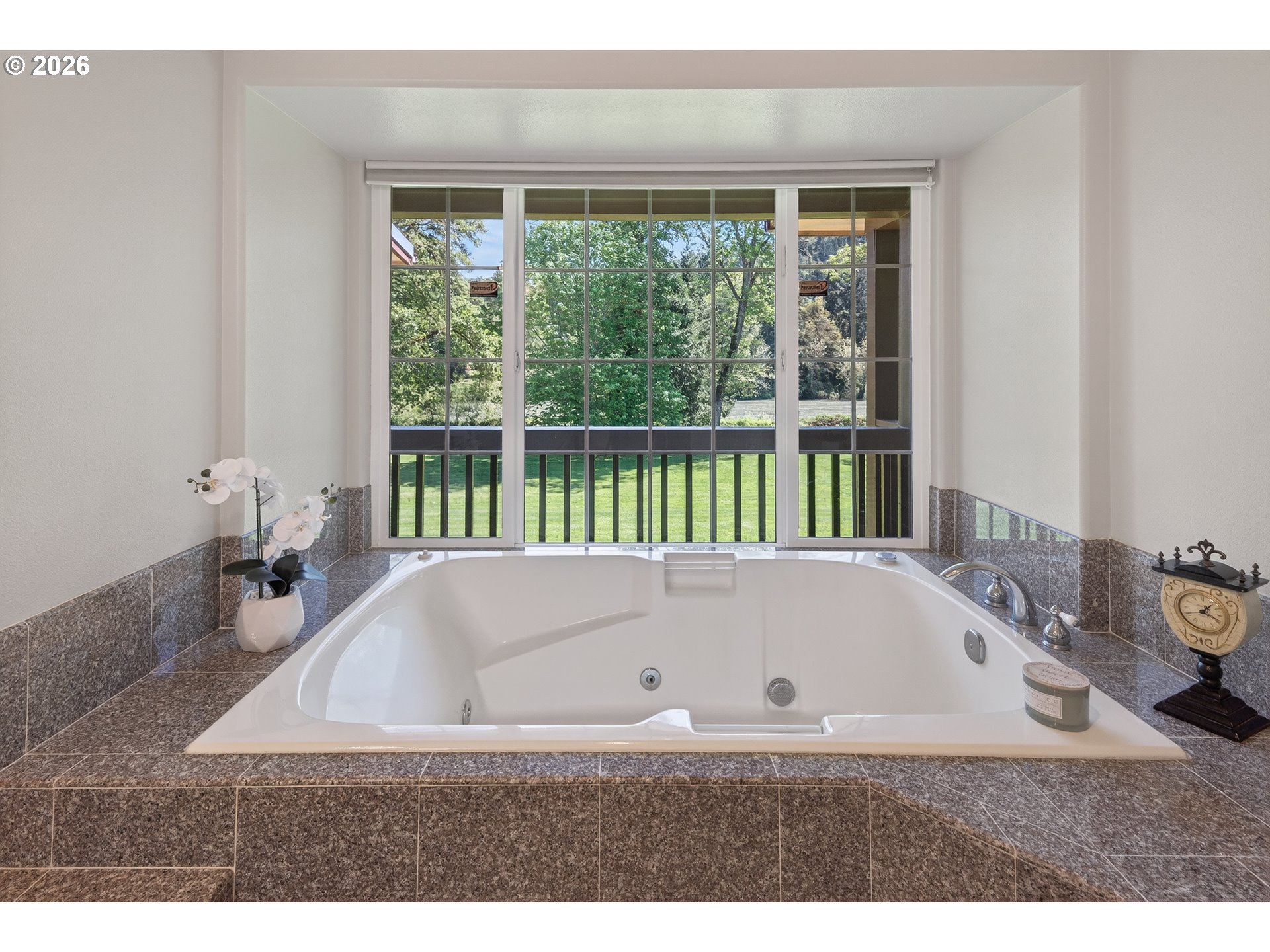 3782 Del Rio Road Roseburg, OR 97471 - Photo 14 of 48