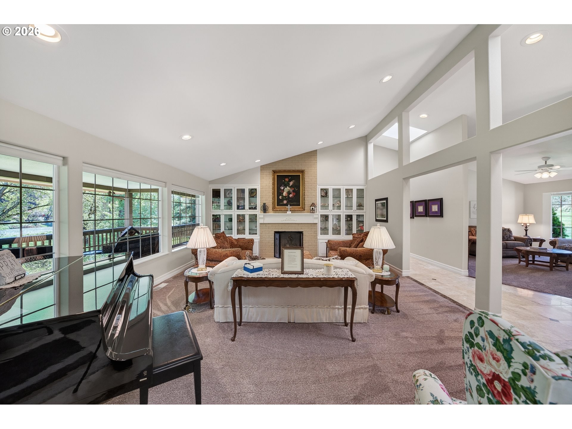 3782 Del Rio Road Roseburg, OR 97471 - Photo 8 of 48