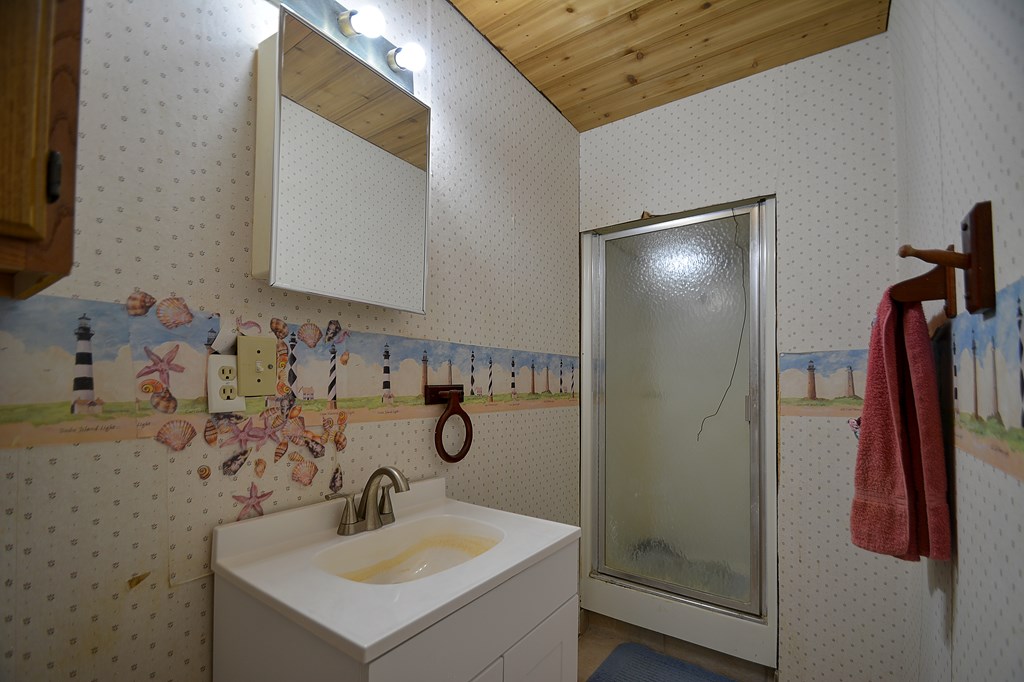 270 Sanders Road Center Point, TX 78010 - Photo 15 of 36