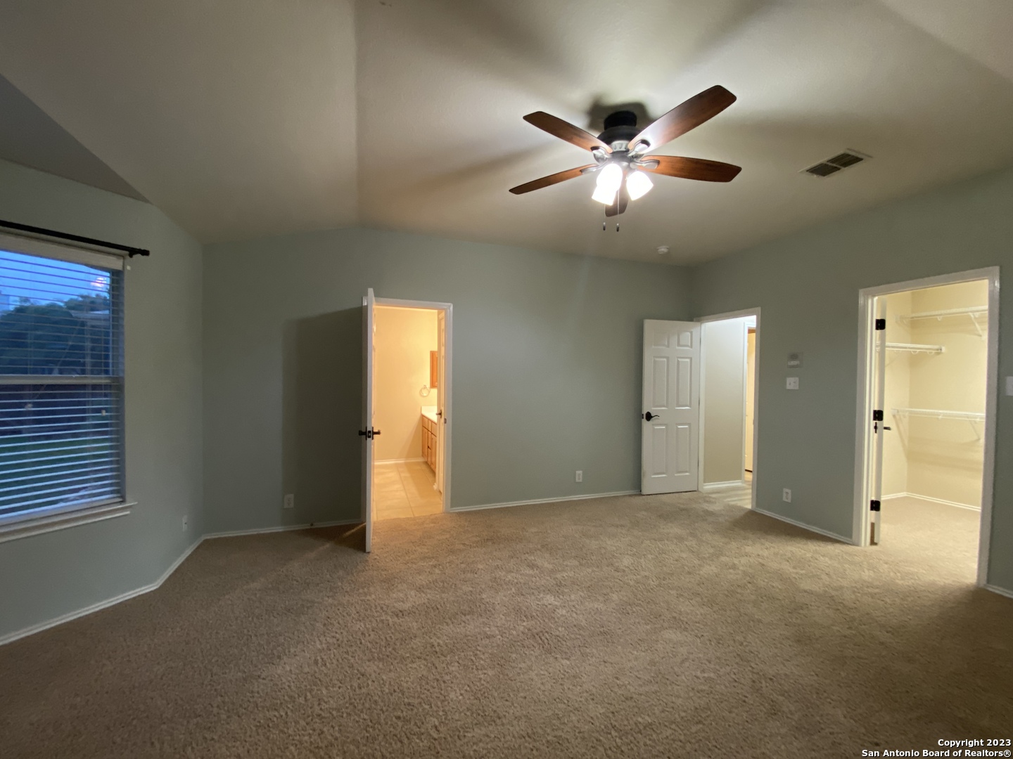 8935 Liberty View Converse, TX 78109 - Photo 21 of 33