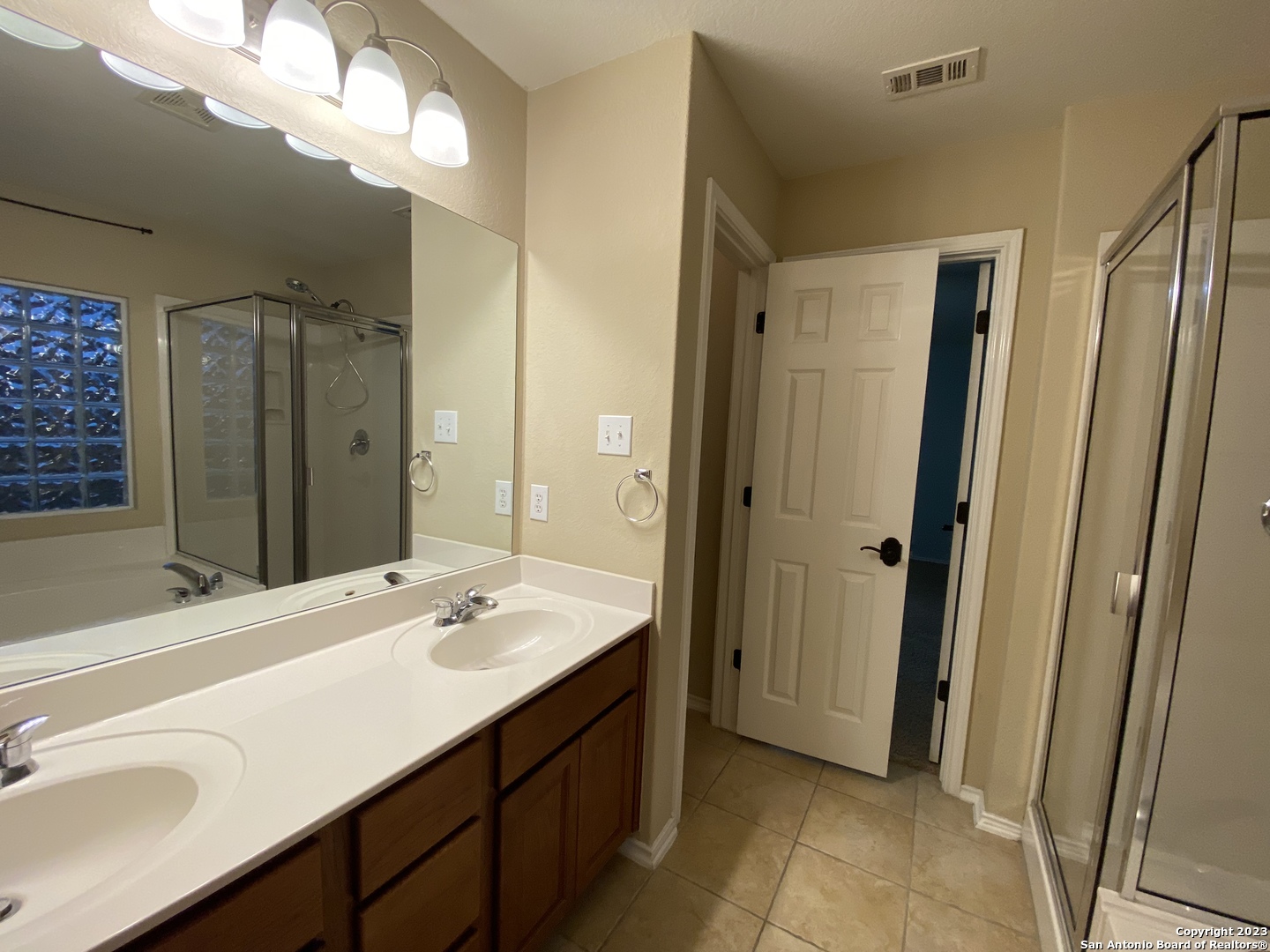 8935 Liberty View Converse, TX 78109 - Photo 24 of 33