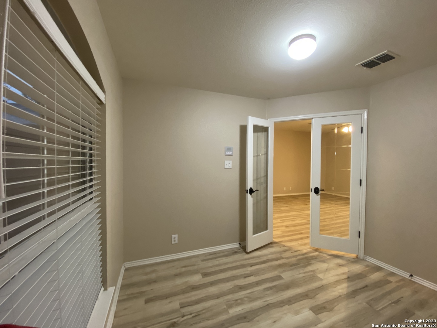 8935 Liberty View Converse, TX 78109 - Photo 5 of 33