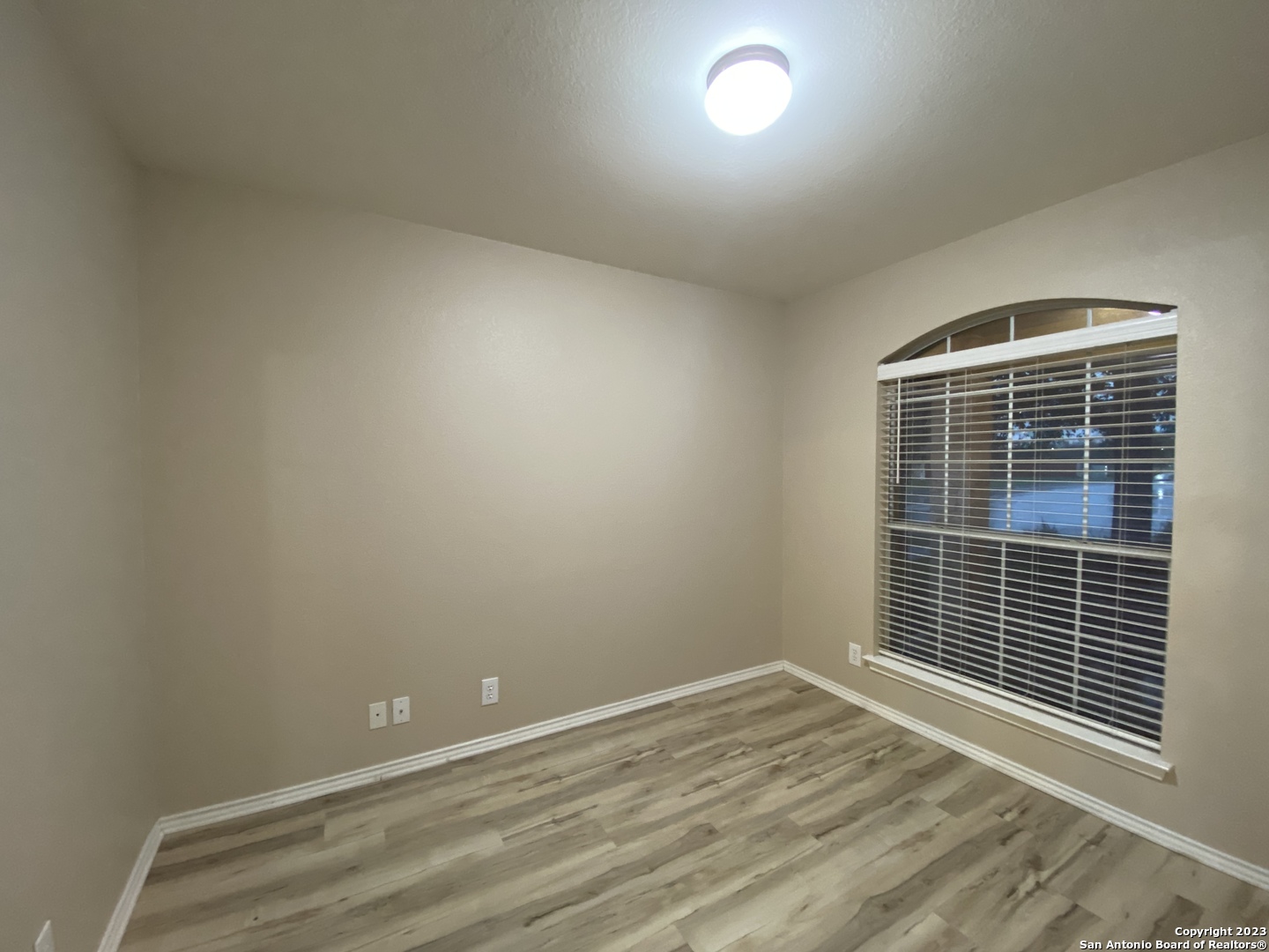 8935 Liberty View Converse, TX 78109 - Photo 6 of 33