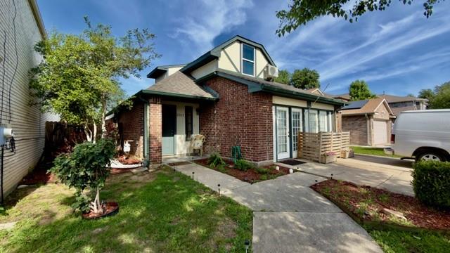 2012 Cardinal Lane Lewisville, TX 75077 - Photo 2 of 8