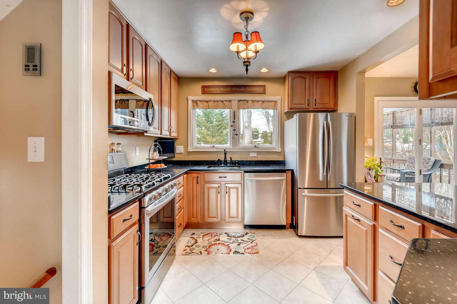 132 Ridgefield Road Lutherville-Timonium, MD 21093 - Photo 10 of 30 Kitchen