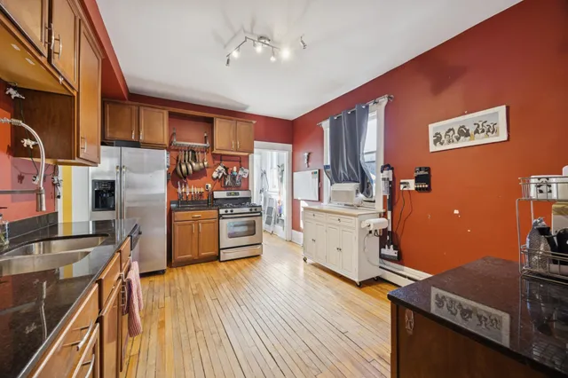 $425,000 | 1676 Hague Avenue, St. Paul, MN 55104