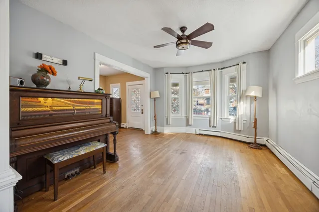 $425,000 | 1676 Hague Avenue, St. Paul, MN 55104