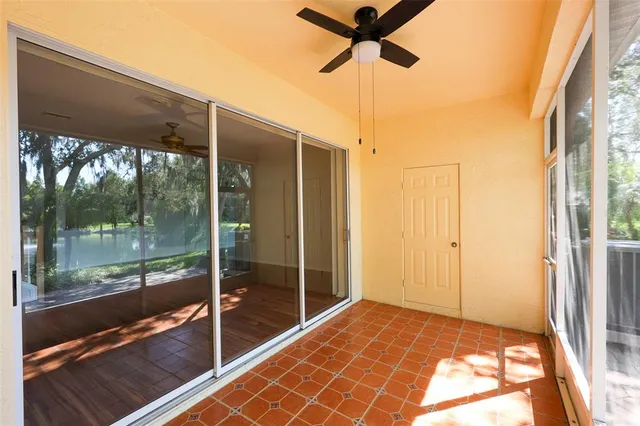 $2,100 | 611 Spring Lake Circle, Tarpon Springs, FL 34688