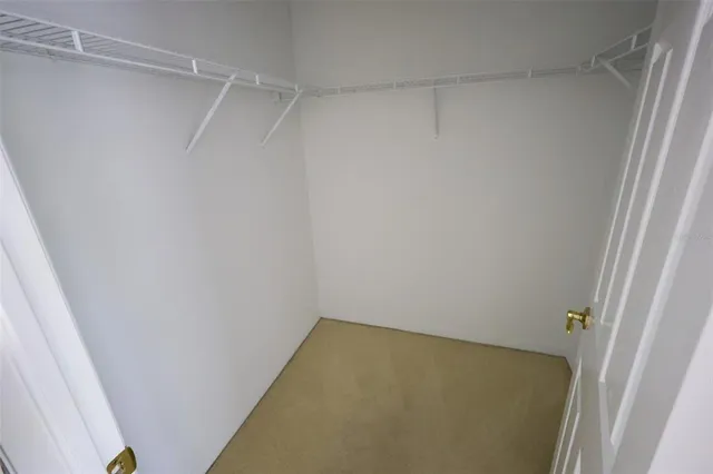 $2,100 | 611 Spring Lake Circle, Tarpon Springs, FL 34688