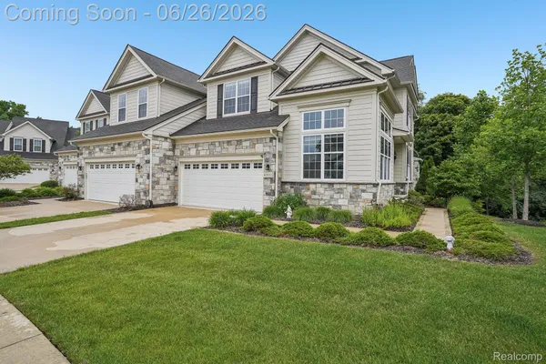 $689,900 | 42832 Cardinal Way, Novi, MI 48375