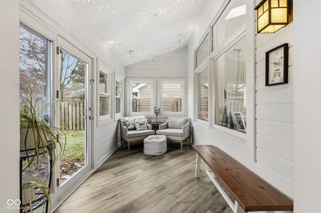 $300,000 | 8675 Champions Drive, Indianapolis, IN 46256