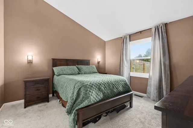 $300,000 | 8675 Champions Drive, Indianapolis, IN 46256