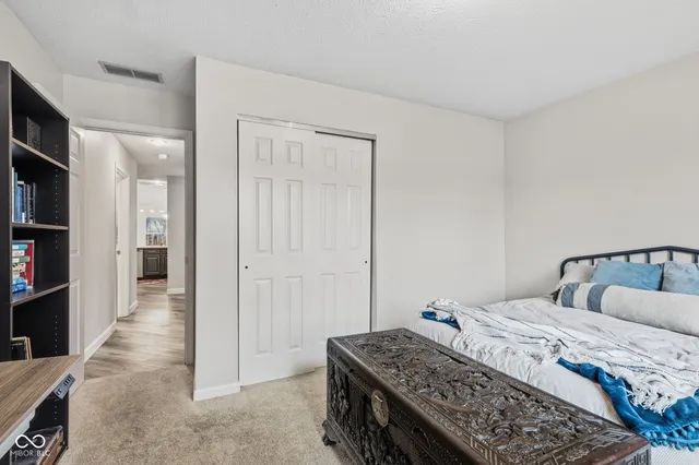 $300,000 | 8675 Champions Drive, Indianapolis, IN 46256