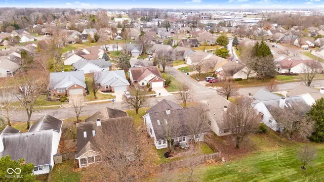 $300,000 | 8675 Champions Drive, Indianapolis, IN 46256