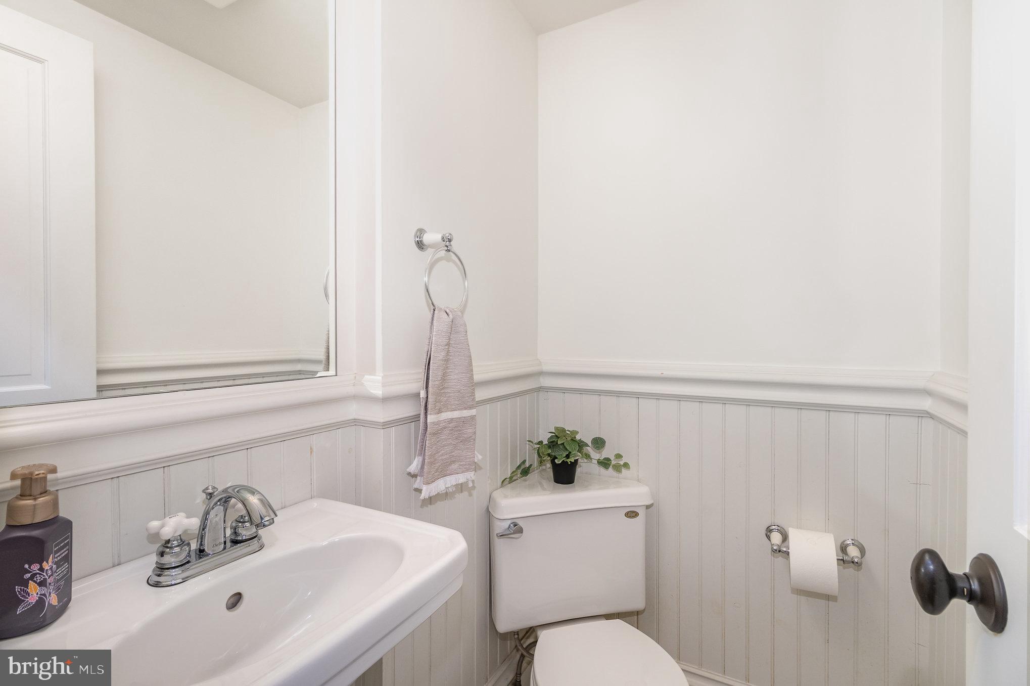 308 East Derry Road Hershey, PA 17033 - Photo 28 of 48 a bathroom with a sink and toilet