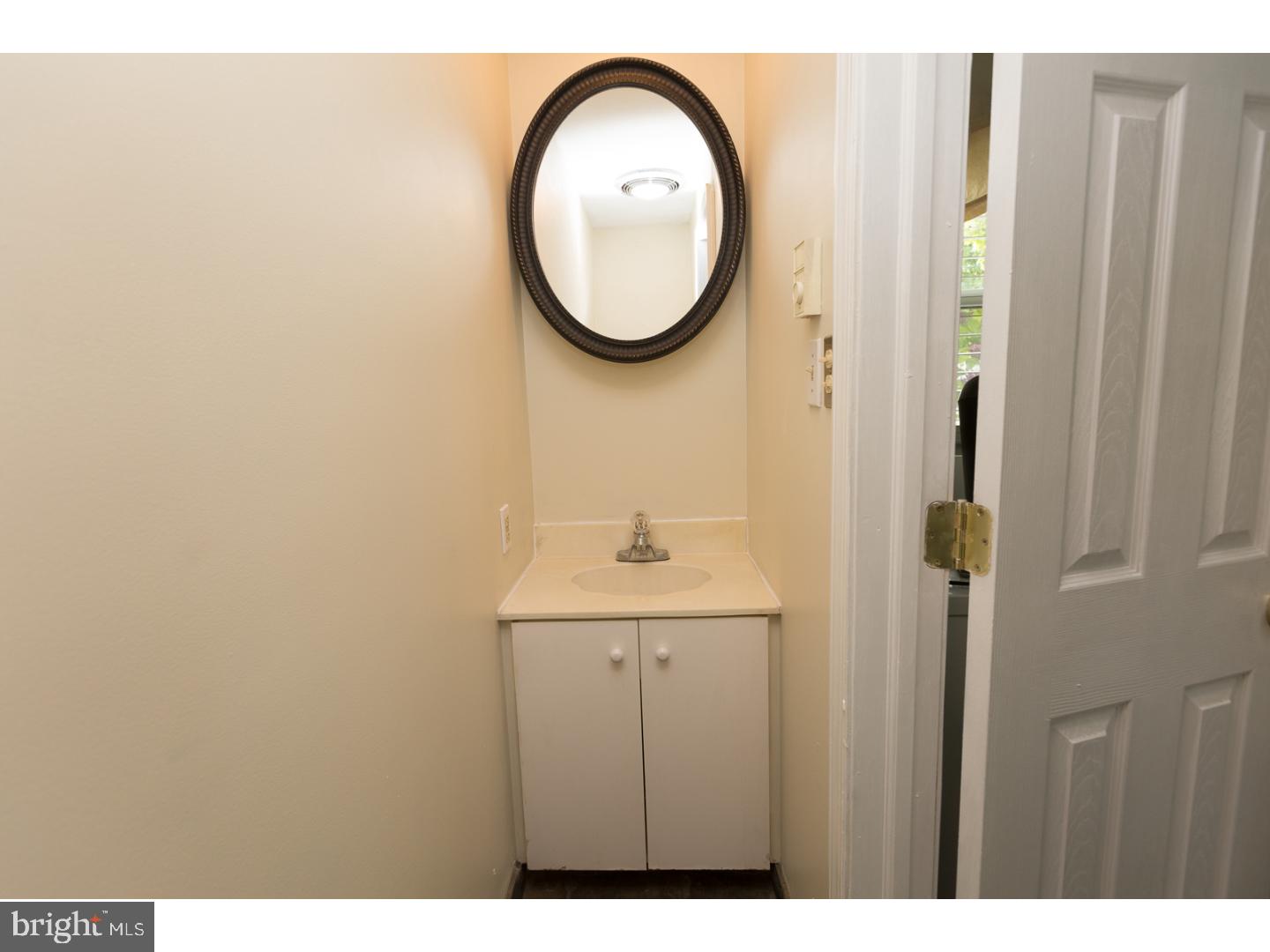 209 North Warminster Road Hatboro, PA 19040 - Photo 17 of 24 Bathroom
