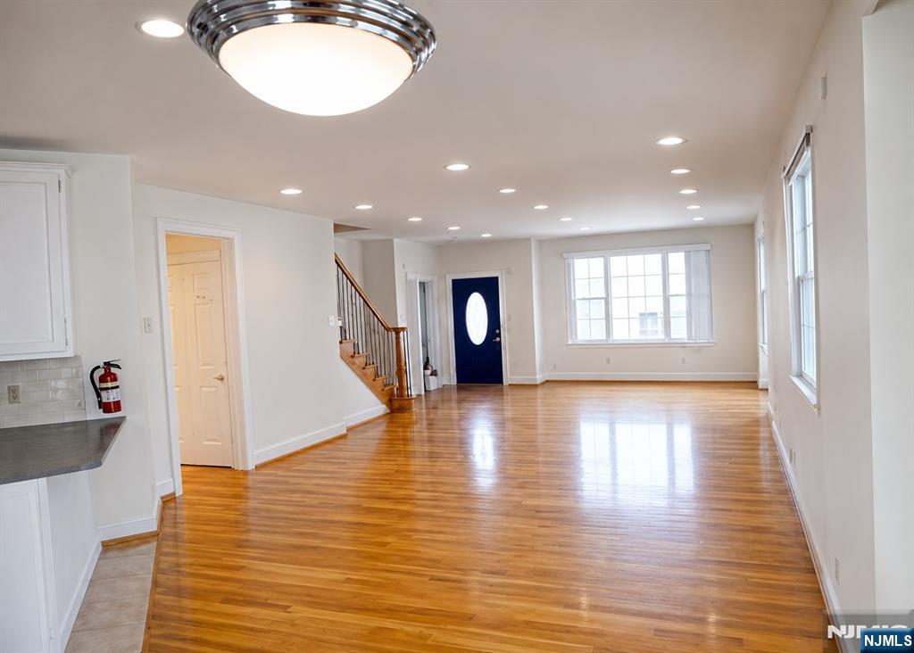 37 Vanderburgh Avenue, Unit B Rutherford, NJ 07070 - Photo 2 of 4