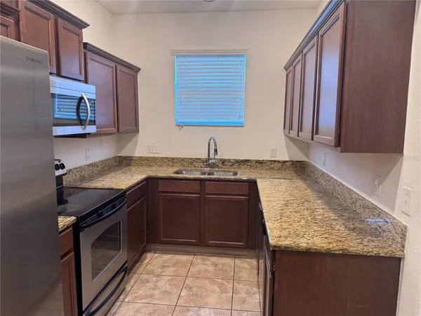 $2,200 | 2853 Adelaide Court, Orlando, FL 32824