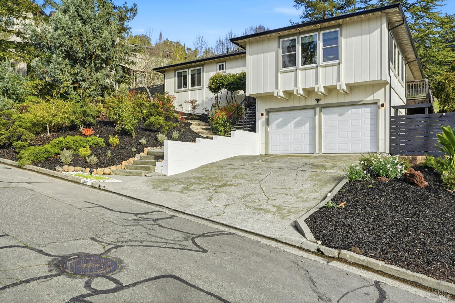 1814 St Francis Road Santa Rosa, CA 95409 - Photo 6 of 70 Perfectly situated near the top of Saint Francis Road