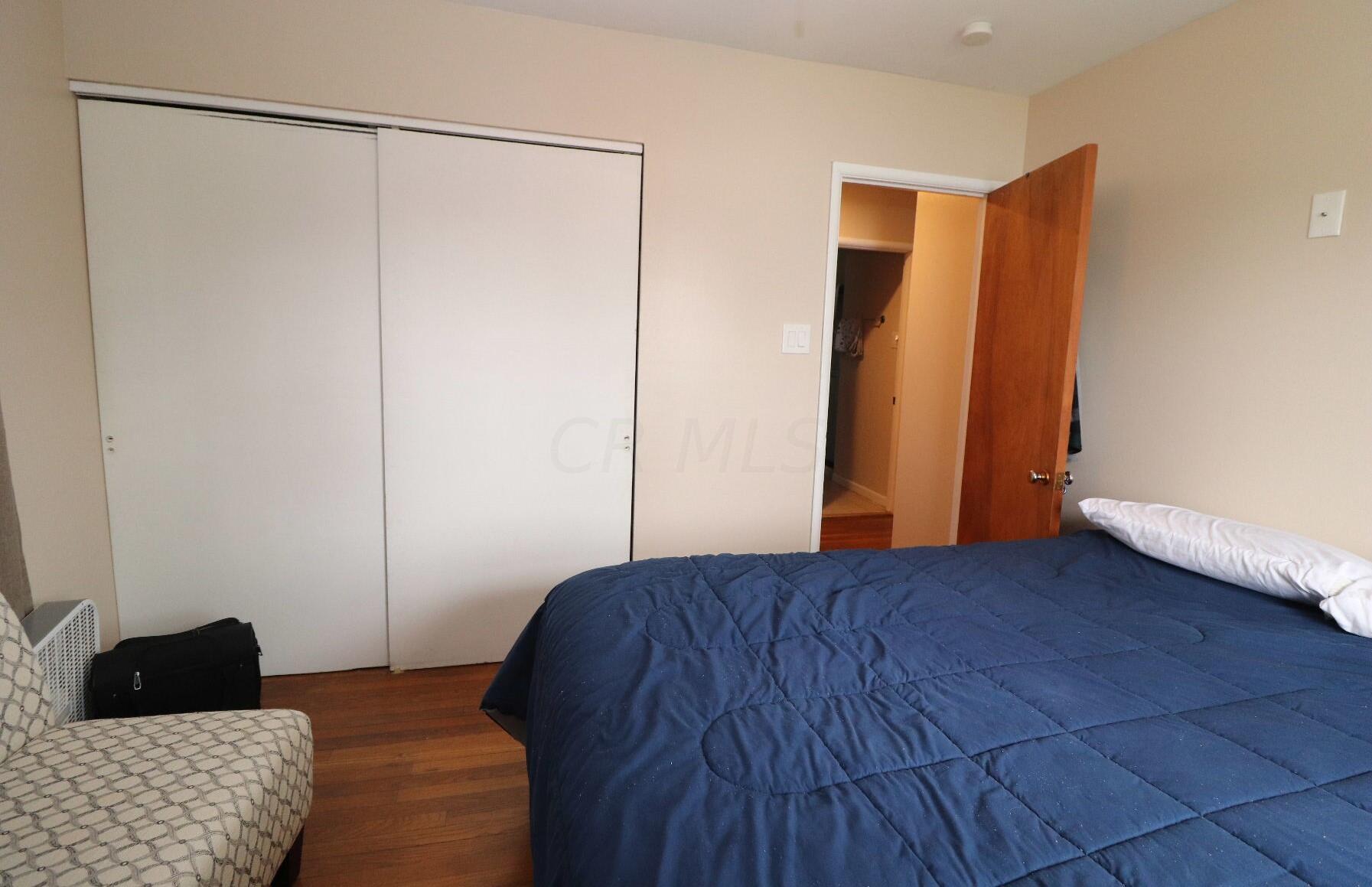300 Danhurst Road Columbus, OH 43228 - Photo 25 of 39 Bedroom 2