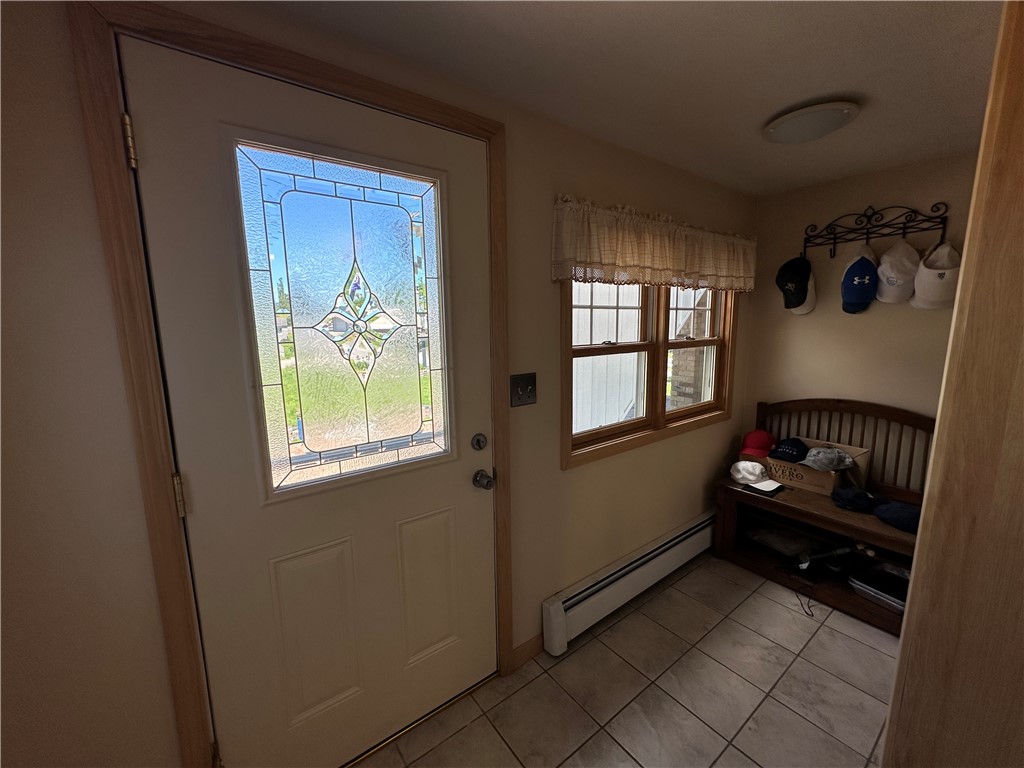 116 Derrick Road Bradford, PA 16701 - Photo 13 of 43 FOYER