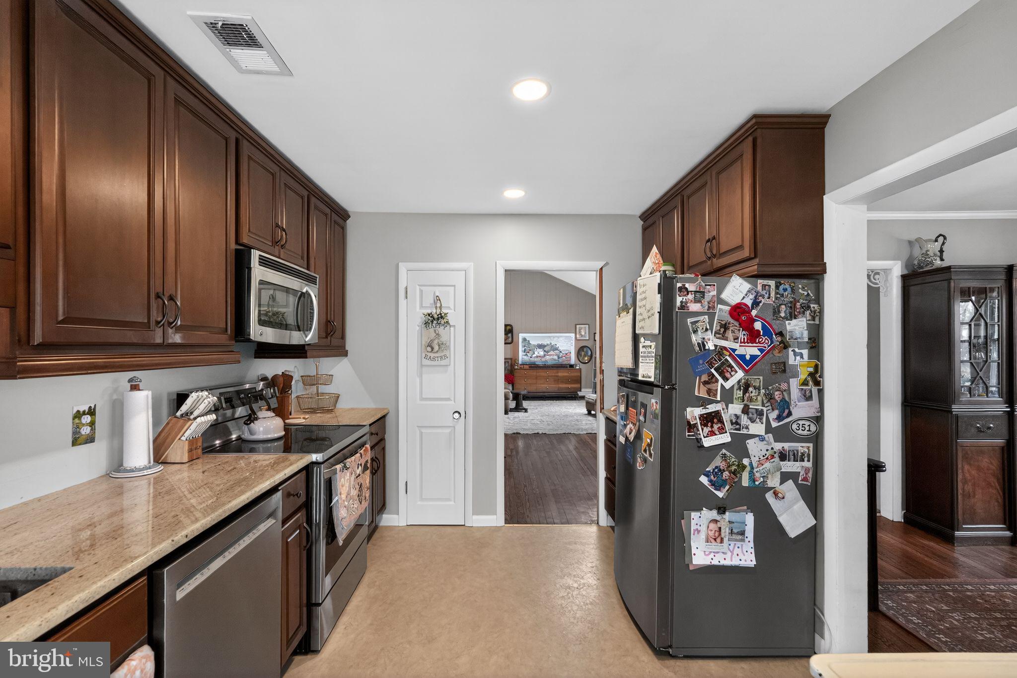 506 Arch Street Delran, NJ 08075 - Photo 19 of 34