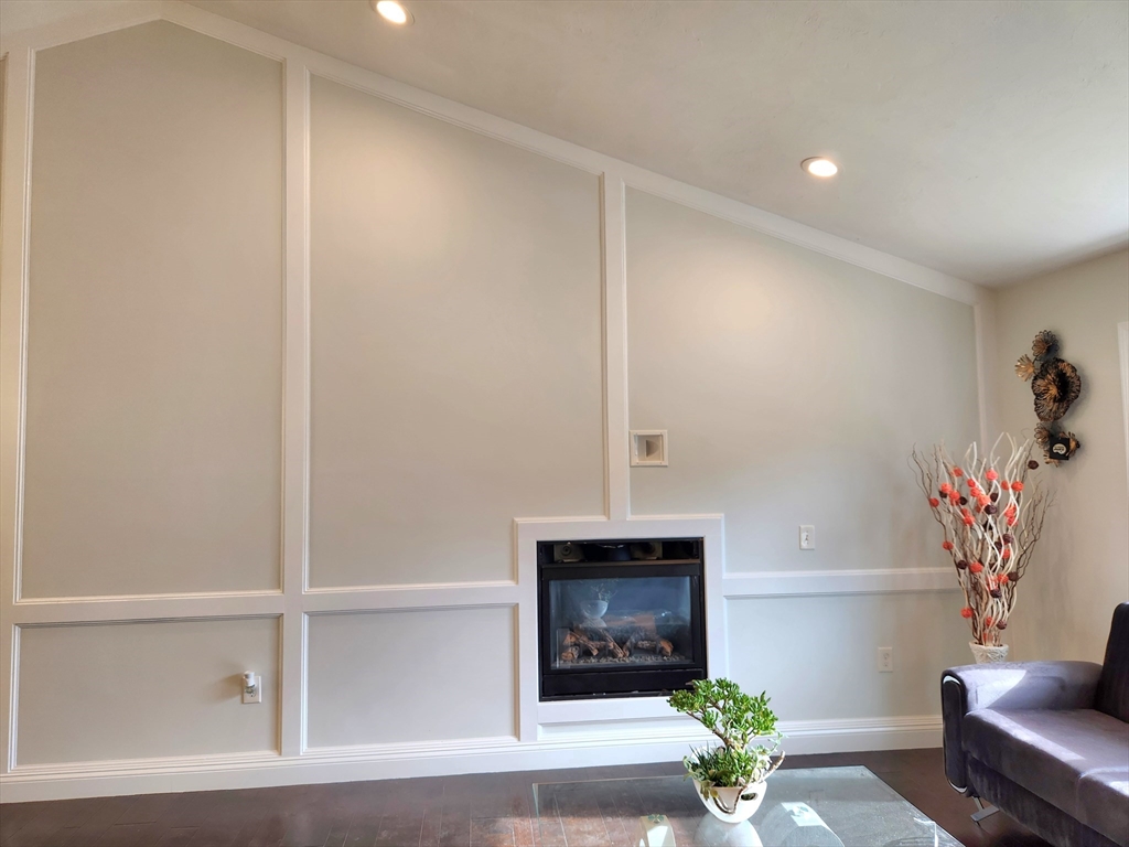29 Buckley Road Worcester, MA 01602 - Photo 6 of 34 Gallery Image 6