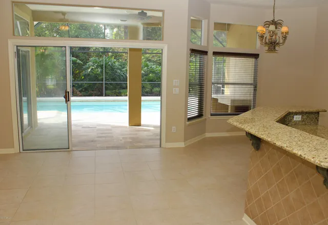 a view of livingroom with furniture