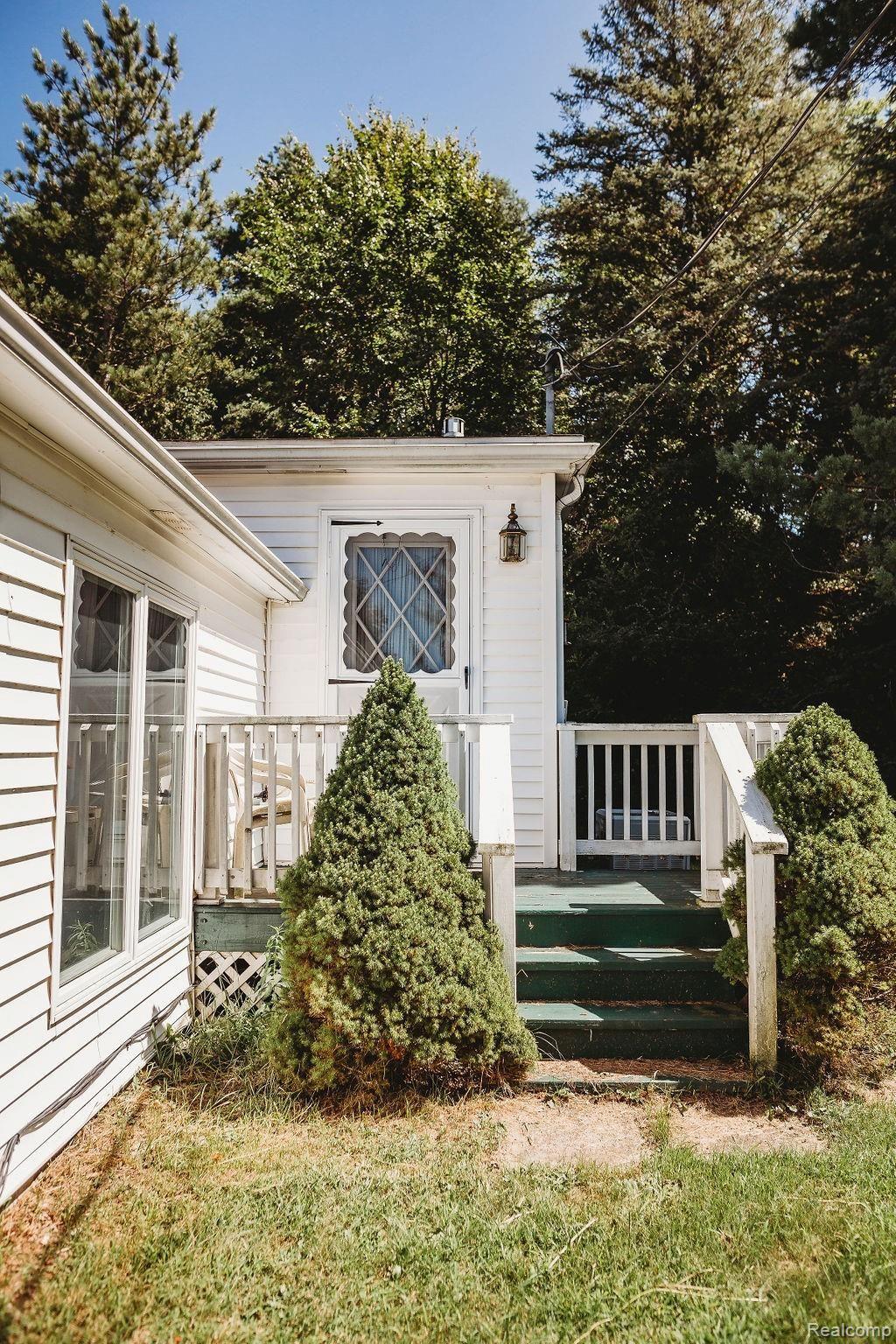 2554 Haines Road Lapeer, MI 48446 - Photo 39 of 39 8G0A4659.jpg