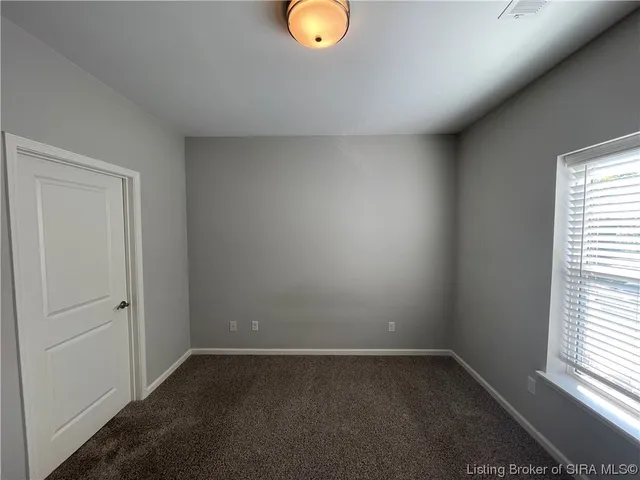 $1,195 | 2239 Charlestown Road, New Albany, IN 47150