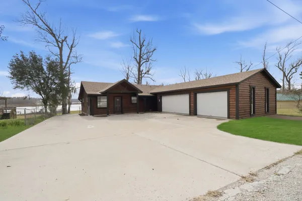 $375,000 | 344 Birch Drive, Onalaska, TX 77360