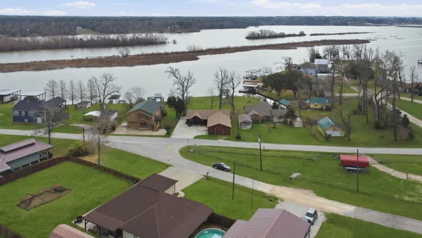 $375,000 | 344 Birch Drive, Onalaska, TX 77360