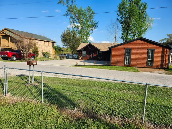 $335,000 | 344 Birch Drive, Onalaska, TX 77360