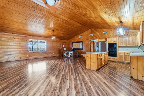 $375,000 | 344 Birch Drive, Onalaska, TX 77360