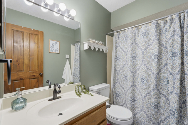 581 Compass Circle North Salt Lake, UT 84054 - Photo 23 of 46