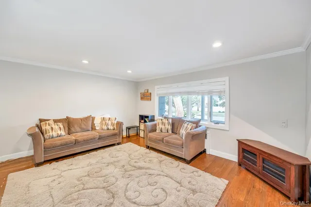 $4,500 | 2327 Cleveland Street, Bellmore, NY 11710