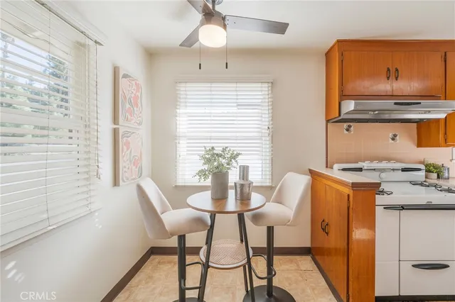 $949,900 | 1241 South Walnut Street, Anaheim, CA 92802