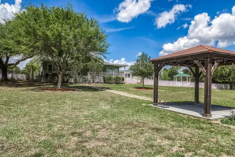 $725,000 | 7257 Kurt Drive, Brenham, TX 77833