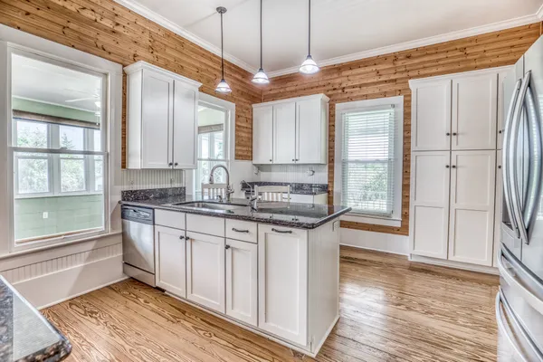 $750,000 | 7257 Kurt Drive, Brenham, TX 77833