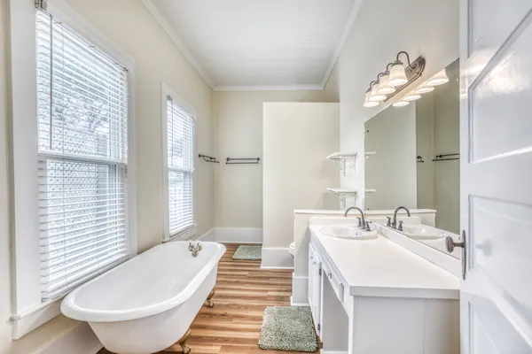 $750,000 | 7257 Kurt Drive, Brenham, TX 77833