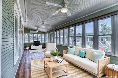 $725,000 | 7257 Kurt Drive, Brenham, TX 77833