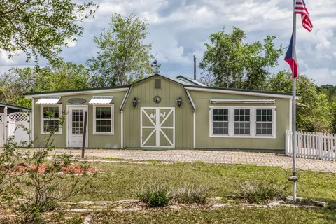 $725,000 | 7257 Kurt Drive, Brenham, TX 77833
